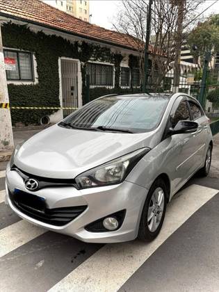 HYUNDAI HB20 1.6 PREMIUM 16V FLEX 4P MANUAL HYUNDAI HB20 1.6 PREMIUM 16V FLEX 4P MANUAL